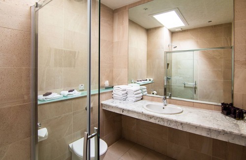Carlow Hotel | Seven Oaks Hotel