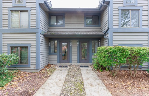 Seven Springs Condo | Seven Springs Resort 1br Condo, Shuttle To Slopes! 1 Bedroom Condo