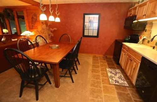 Seven Springs Condo | Seven Springs Stoneridge 3 Bedroom Standard Condo, Single Level! by RedAwning - Save 10% on 3 Nights, 15% on 5 Nights!