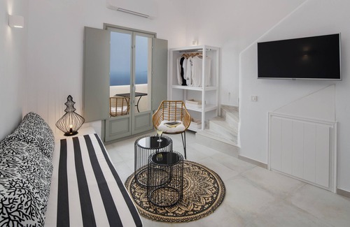 Imerovigli House | Seven Suites