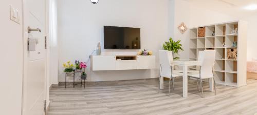 San Jose Obrero Apartment | Sevilla Railway - Studio