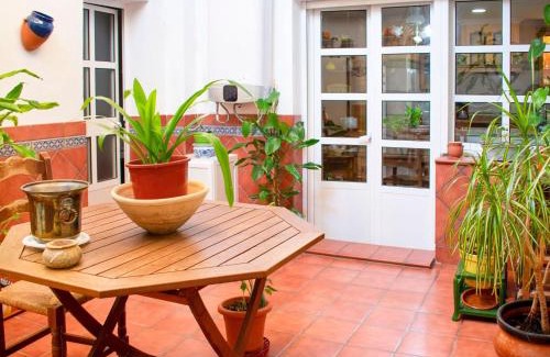 Este-Alcosa-Torreblanca House | Seville Escape with Terrace