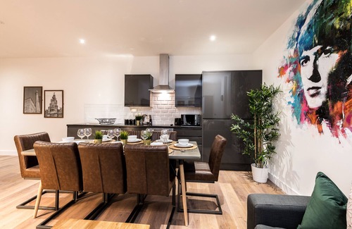 Liverpool City Centre Apartment | SGT Pepper’s Apartments