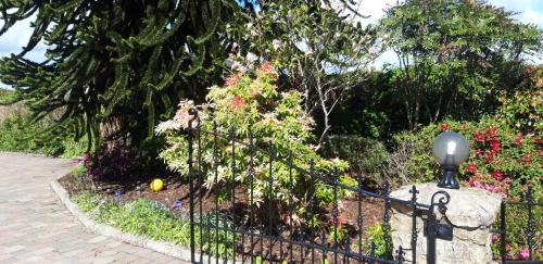 Arvagh House | SHALOM - IN THE HEART OF THE LAKES