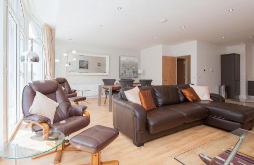 West End Apartment | Shandwick Apartment - Edinburgh City Centre - Sleeps 2