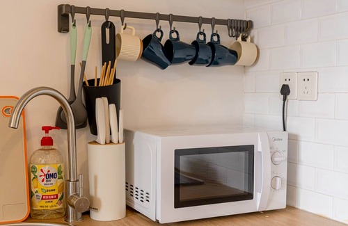 Xuhui House | Shanghai Hills&ZINN 2BR with Kitchen