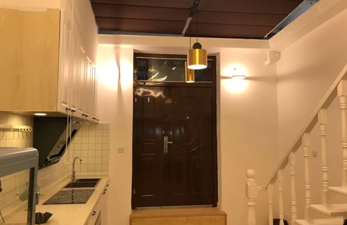 Huaihai Road Commercial Area House | Shanghai Moxi Inn Huaihai Rd No.3 Branch