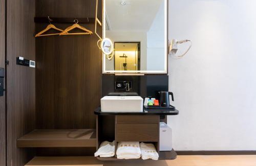 Pudong Hotel | Shanghai Pudong Xiangguo Hotel