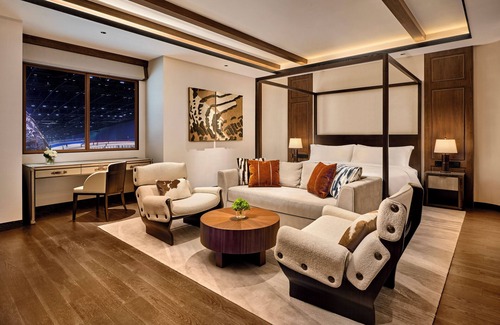 Downtown Shanghai Hotel | Shanghai Snow World Hotel, Vignette Collection by IHG