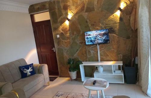 Manyimbo Apartment | shanzu Cozy Homes near prideinn paradise