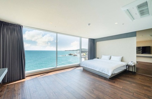 Gyeongju Hotel | Sharp & Flat Hotel