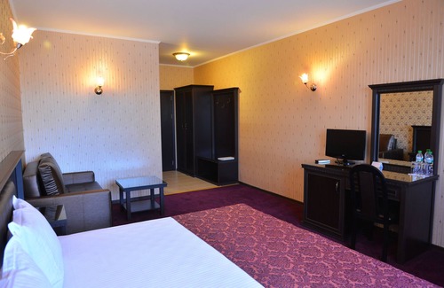 Chirpan Hotel | Shato hotel Trendafiloff