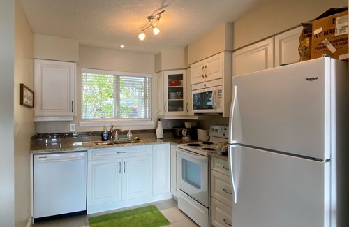 Shawnigan Lake Condo | Shawnigan Lake Beach Resort 2 Bedroom Beachfront Condo!