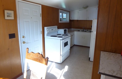 Shawnigan Lake Cottage | Shawnigan Lake Vacation Rental Cottage