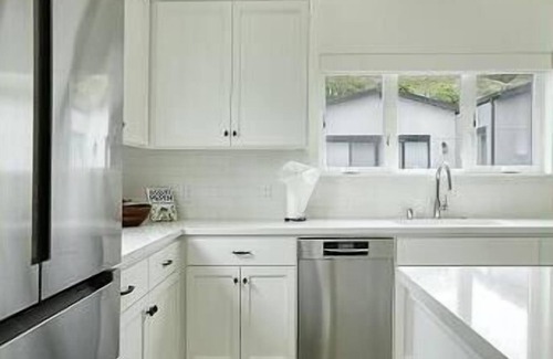 Shell Beach House | Shell Beach Modern with Ocean Views, Pet Friendly