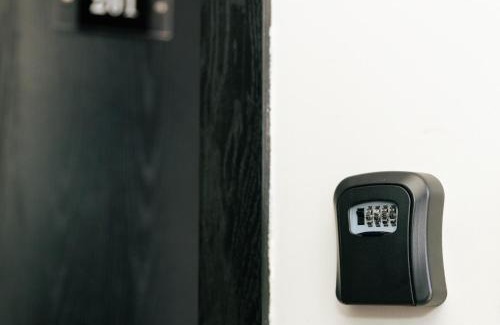 Westlands Apartment | Shelly's suites-Westlands studio Apt in Escada