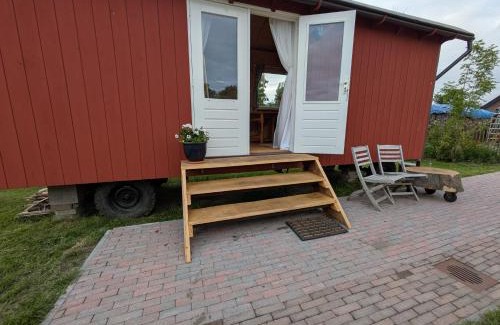 Sint Maartensbrug Apartment | Shepherd's hut 'De Skoeboet'
