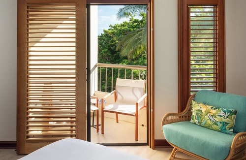 Wailua Hotel | Sheraton Kauai Coconut Beach Resort