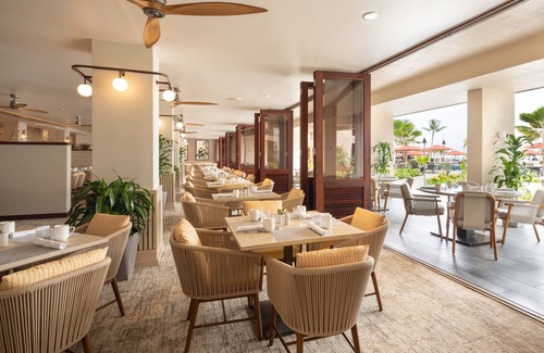 Wailua Hotel | Sheraton Kauai Coconut Beach Resort