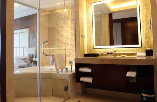 Hong Kou Hotel | Sheraton Shanghai Hongkou Hotel