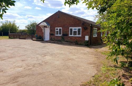 Boston House | Sherwood Bungalow 3 Bedroom Entire Property