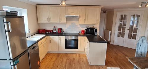 Boston House | Sherwood Bungalow 3 Bedroom Entire Property