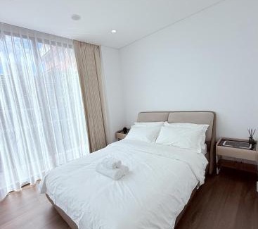 Gladesville House | Shineland Holiday