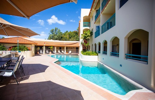 Airlie Beach Apartment | Shingley Ocean Views