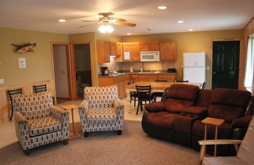 Baudette Cabin | Ship's Wheel Resort