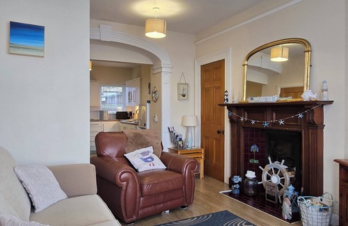 Carrickfergus Apartment | Ships Ahoy: Apt 1