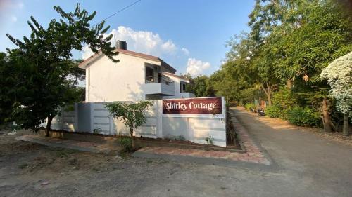 Maliwada House | shirley cottage