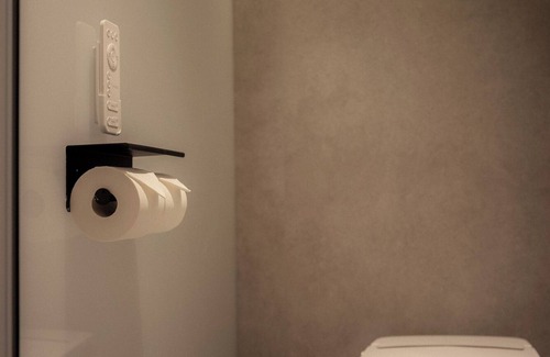 Dujiangyan Bed & Breakfast | Shishe Spring Designer Homestay