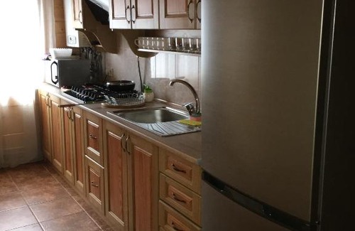 Mykulychyn Apartment | Шкільна зупинка