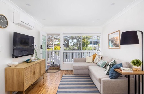 Shoal Bay Villa | Shoal Bay Beach House One