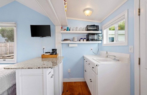 York Harbor House | Shore Delight – Studio for 2!