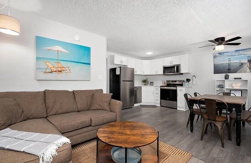 Ocean City Condo | Short Walk to Beach and Boardwalk with a Pool