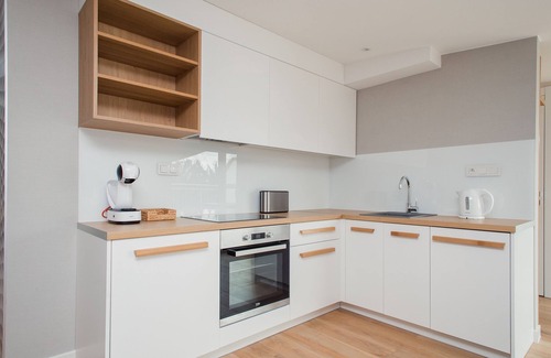 Wlochy Apartment | ShortStayPoland Aparthotel
