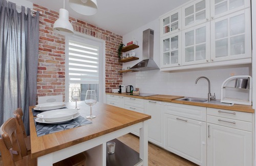 Bielany Apartment | ShortStayPoland Marymoncka - B22