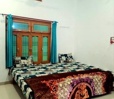 Faizabad Hotel | Shree Balaji home stay Ayodhya