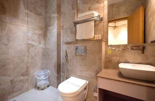 Sigra Hotel | Shri Govindam Banaras