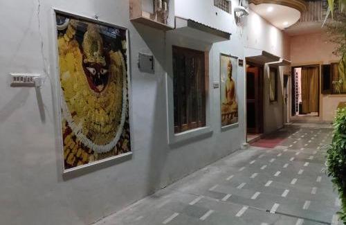 Varanasi House | Shri Shiva Homestay by VM Stays