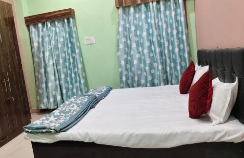 Varanasi House | Shri Shiva Homestay by VM Stays