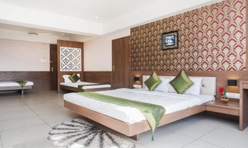 Satara Hotel | Shri Vitthal Mangalam Satara