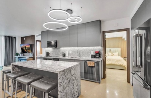 Hollywood South Central Beach Condo | Sian Oceanfront Condos