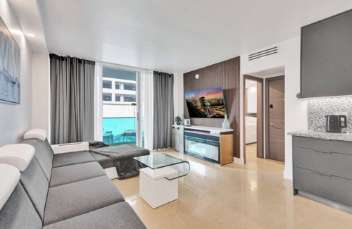 Hollywood South Central Beach Condo | Sian Oceanfront Condos