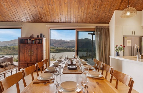 Lake Hayes House | Sicilian 1 | Hot Tub | Lake View | Alfresco Dining