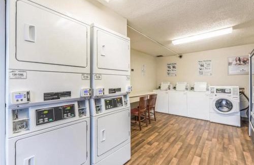 Sharonville Hotel | Siegel Select Cincinnati Sharonville