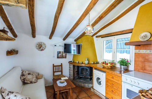 Alcaucin Villa | Sierra Tejeda - Atico Pasero Alcaucín by Ruralidays