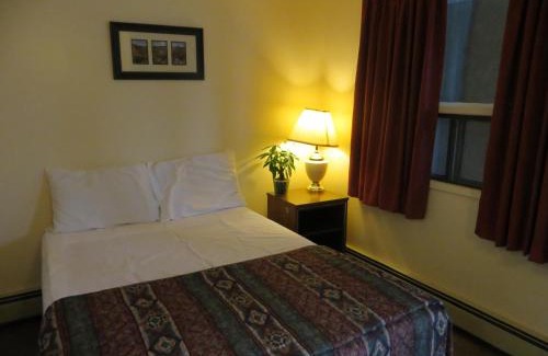 Olds Hotel | Siesta Motel