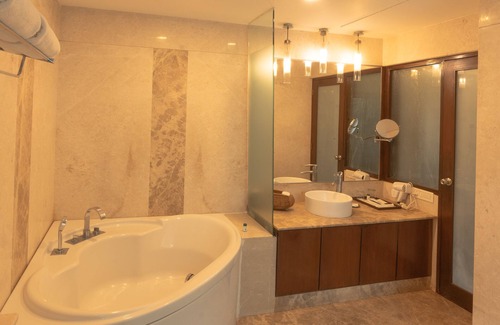 Mysore Hotel | Silent Shores Resort & Spa